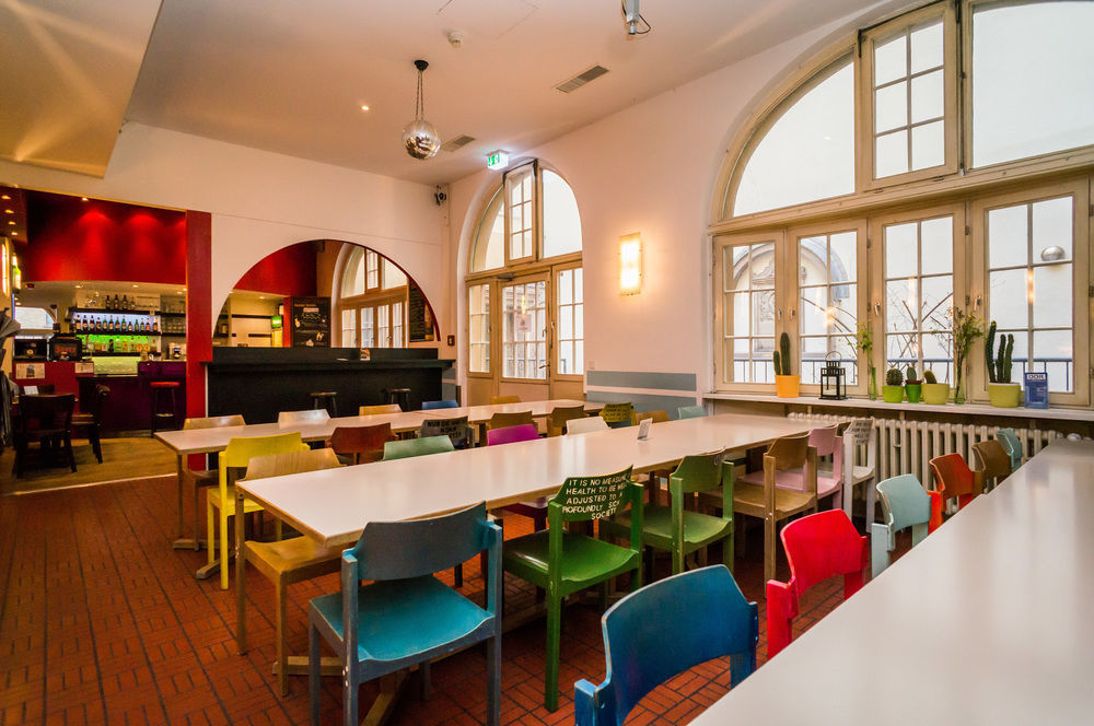 Amstel House Albergue
